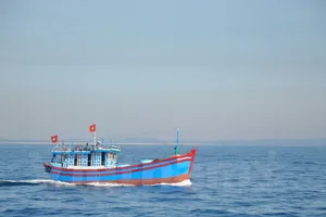 Bệnh xá đảo Trường Sa cấp cứu ngư dân bị nạn trên biển 