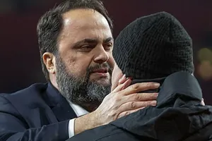 Cầu thủ Arsenal có nguy cơ nhiễm COVID-19