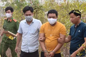 Vết máu tố kẻ sát hại thượng tọa và người làm công quả