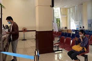 TP.HCM: Dân nộp hồ sơ hành chính qua mạng tăng 