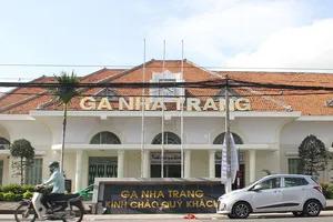 Tìm phương án cải tạo, di dời ga Nha Trang