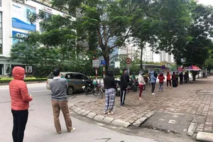 Chia sẻ thực phẩm mùa dịch: Ai cần cứ đến lấy