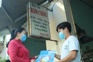 Người dân TP.HCM nghiêm túc thực hiện cách ly xã hội