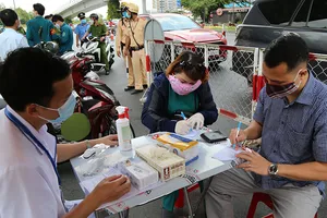 Kiểm soát y tế tại TP.HCM: ‘Tôi không thấy phiền gì cả’