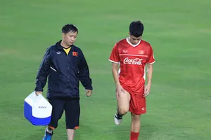 Lợi, hại từ việc AFC hoãn vòng loại World Cup