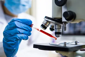 Tiền đang níu chân vaccine ngừa COVID-19