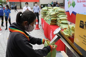 Trường đại học cùng chung sức chống dịch