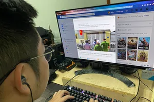 Chia sẻ link bài báo lên Facebook có bị phạt?