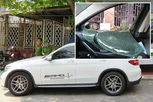 Hàng chục ô tô bị đập kính trộm tài sản ở Đà Nẵng