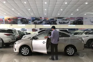 Đòn đau giáng xuống ngành du lịch, ô tô, dệt may