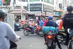 Mùa nắng nóng, lo ngại ‘bom’ gas giữa phố