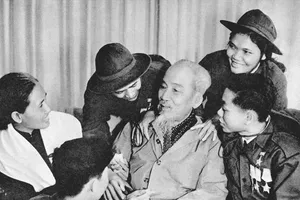 2 chữ ‘hòa’, ‘đồng’ của Bác