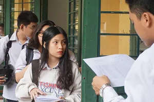 Cán bộ, giảng viên đại học không tham gia kỳ thi THPT 2020