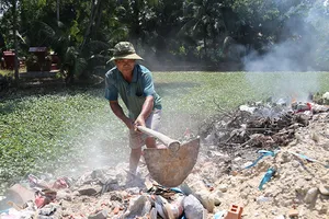 Được miễn thuế đất nông nghiệp: Đầu cơ rồi bỏ hoang