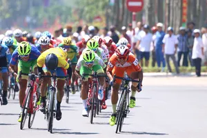 Từ cuộc ‘tự sát tập thể’ đến sự cố đèo Le