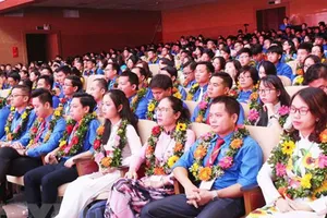 Tuyên dương thanh niên tiên tiến làm theo lời Bác