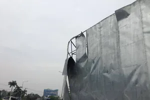 Nguy hiểm từ các bảng quảng cáo