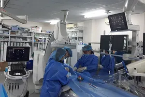 Điều trị thành công 16 ca bệnh tim bẩm sinh