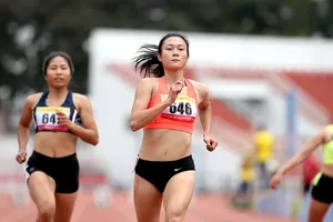 Lê Tú Chinh vô đối ở Cúp Tốc độ Thống Nhất