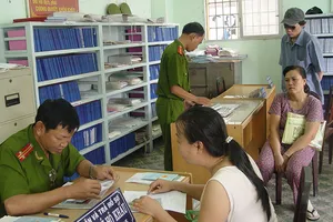 Đã chuyển hộ khẩu, có bị xóa thường trú?