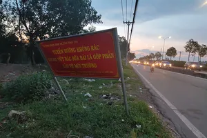 Tuyến đường không rác lại đầy rác