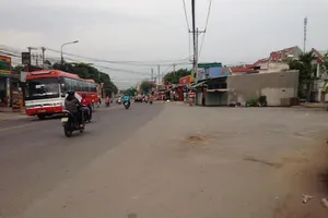 Trụ điện nguy hiểm đã được di dời