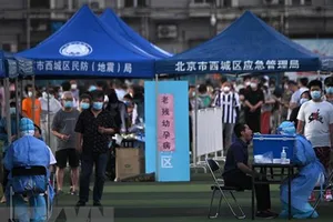 Bắc Kinh bùng phát dịch COVID-19, bóng đá TQ lại ‘treo’