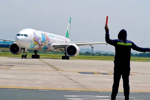 Phân bổ slot hàng không, cần dừng cơ chế xin-cho