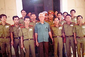 Đại tá Ba Tung: Lẫy lừng trang viết, bi kịch trang đời