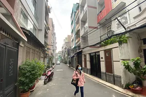 Hàng ngàn hộ dân hiến đất vàng mở rộng hẻm