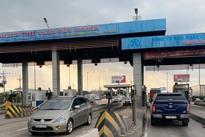 Hỏa tốc đề nghị thu phí trở lại cao tốc TP.HCM - Trung Lương