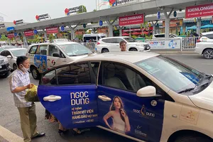 Nhiều ý kiến trái chiều về quy định đổi màu biển số xe