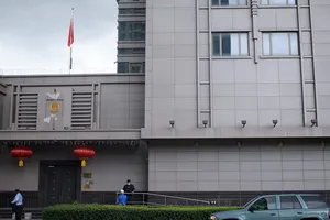 Trung Quốc không vội phản ứng vụ đóng cửa lãnh sự quán