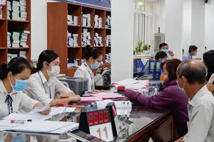 TP.HCM: Nỗ lực giải quyết thủ tục cho dân trong dịch COVID-19