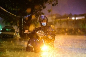 TP.HCM: Bài toán chống ngập do mưa còn gặp khó