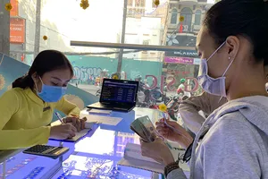 Khóc ròng vì mua vàng cấp tốc lúc giá lên đỉnh