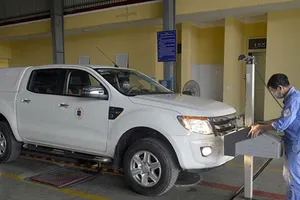 Cải tạo xe bán tải thành xe con có bị ‘tuýt còi’?