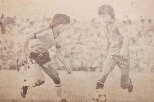 Tình đồng đội với trung phong Phan Trung Việt