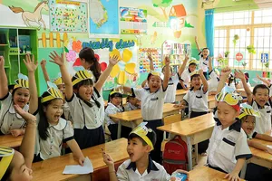 Năm học mới, học sinh, sinh viên đóng BHYT như thế nào?