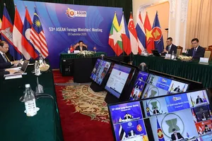 ASEAN họp: Cơ hội thể hiện sự độc lập trước Trung Quốc, Mỹ