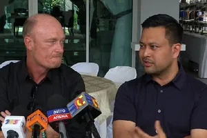 Malaysia bỏ giám đốc kỹ thuật ngoại, chuyển sang thầy nội