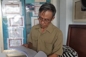 ‘Cháu phóng viên ơi, chú được giảm tiền sử dụng đất rồi’