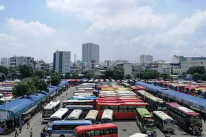 Nhiều băn khoăn khi Bến xe Miền Đông mới hoạt động