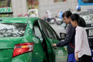 Kinh doanh vận tải: 1 xe chịu 3 tầng quản lý