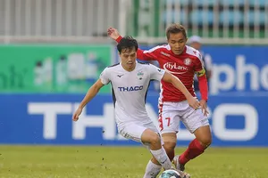 Bầu Đức thở phào, Sài Gòn FC vô địch lượt đi