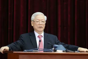 Hội nghị Trung ương 13 bàn về văn kiện và nhân sự