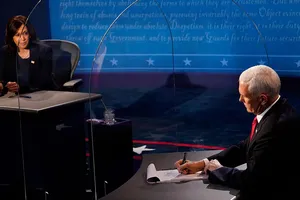 Tranh luận Pence - Harris khác gì tranh luận Trump - Biden?