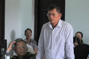 Đề nghị xử tù vụ ‘chân trái bà hàng xóm’