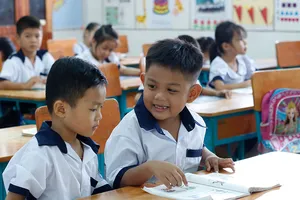 Sách Cánh diều có ‘sạn’, giáo viên chủ động xoay trở