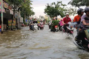 TP.HCM có 35 tuyến đường bị ngập do mưa